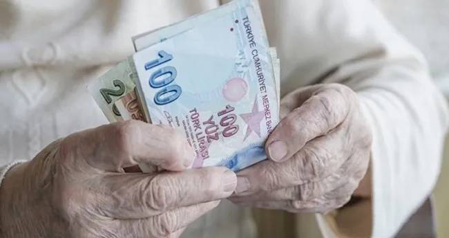 2027 asgari ücret şoku! SGK uzmanı Özgür Erdursun'dan şaşırtan rakam 7
